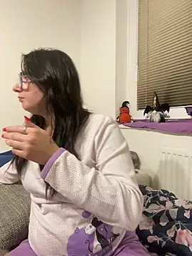 Marketatomas - Masážní strojek na kundi. 2min.