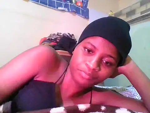 Petite_girl6 - lets have fun bby