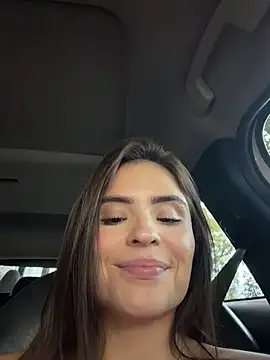 SofiaGomez444 - Let me feel you and make me moan.🙈😏
