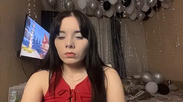 Alicehollywood - 360