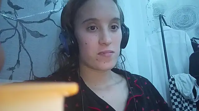 ElyseLegget - Show my cutie outfit
