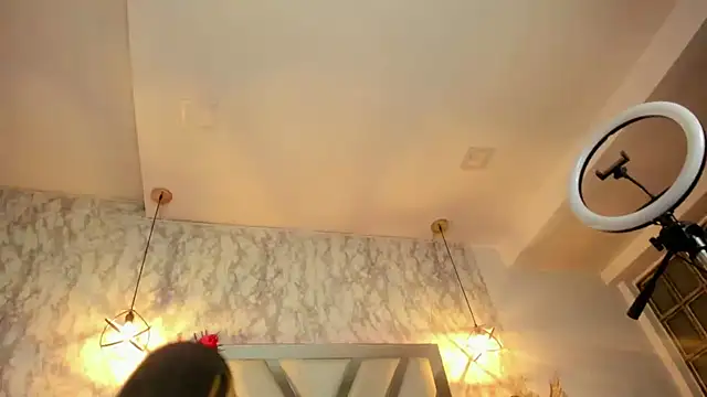 Kataleyamilf69_ - Lick fingers+2 fingers in my bigass✌🍑