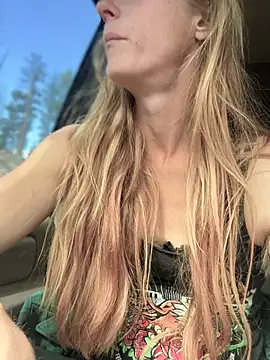 GoldenFlameGoddess - Fuck the driver