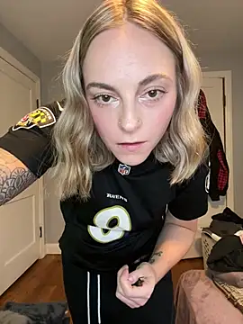 Jaseyrae - Topless