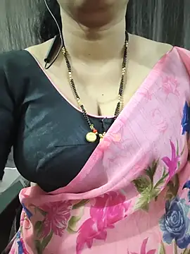 Bhuvana_555 - Boobs on honey