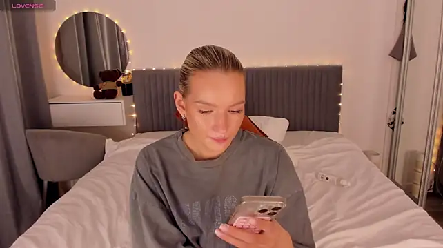 CassieRayss - help me save for vacation