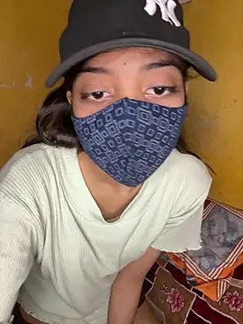 Nidhi747 - Face Reaveall ❤️👀