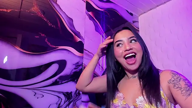 Geneciss - Put me on all fours and spank me 6 times