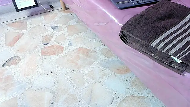 KikaDuque - 😏bounce Boobs 🔥