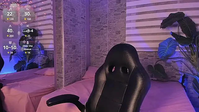 MavyStar - Sliding two fingers in my pussy 😈