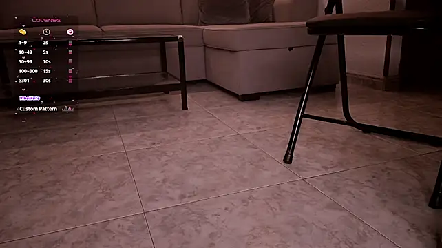 Gigifontaine__ - Rub n squezzy my body with nylon gloves