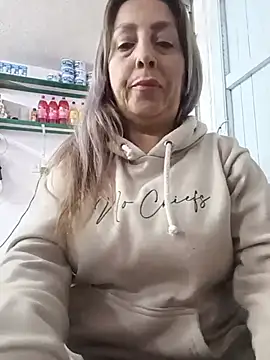 Estefania_Arce - Show pussy
