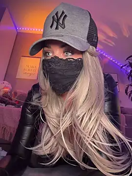 Fairyxbella - squirt show - last tip wins 5 vids 💦