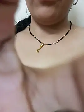 Hot-Shivani