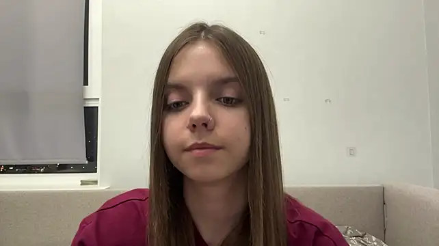 LisaPorse - Show feet + air kiss