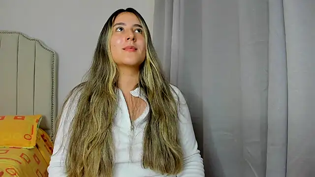 Hanna86 - show your hairy pussy