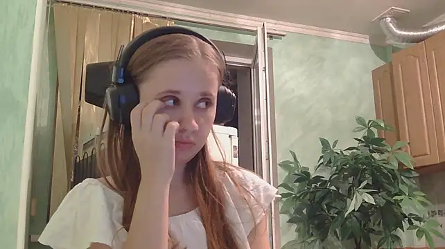PhoebeGiannetti - Show otfit