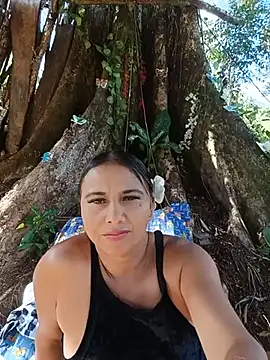 Esmeralda_li - Orgasm with Domi + squirt