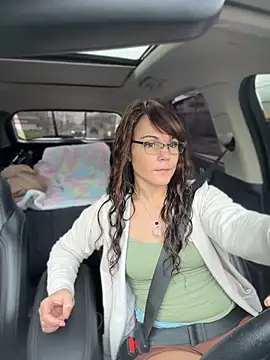 BaileyMFox - Toy show in the car