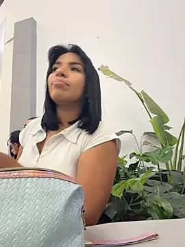 AlaiaStearling_ - I fuck myself with the dildo.