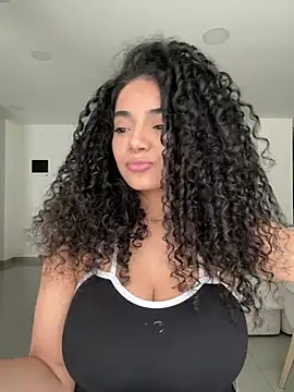 Curlyierr - TAKE OFF YOUR CLOTHES AND UNDRESS
