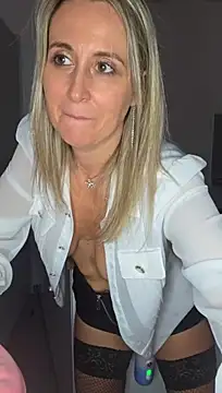 Malicia-hot - Suce gode