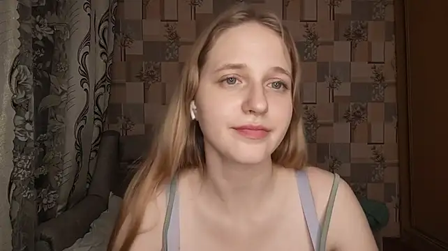 TristaDifillippo - spank my breasts