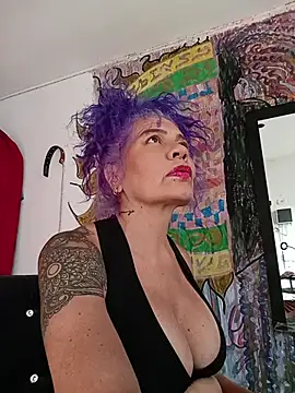 Freya-Gilf-BigAss-BigTits - 10 spanks on my ass