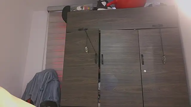 Selene_red_ - 💦💥Plug+10 spank ass
