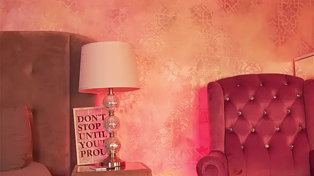 AmberValee - make my kitty wett + 3 min toy controll