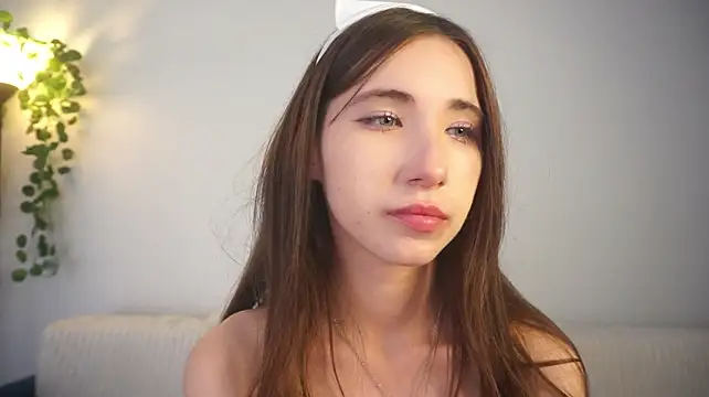 NanceeWestaway - make me squirt