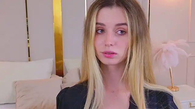 MarybethSnow - 😈Touch pussy over panties😈