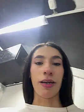 Lunaluxury22 - Show tits + ahegao +saliva 🍒