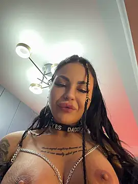 NaomyFlame - Make it rain 💦