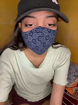 Nidhi747 - Face Reaveall ❤️👀