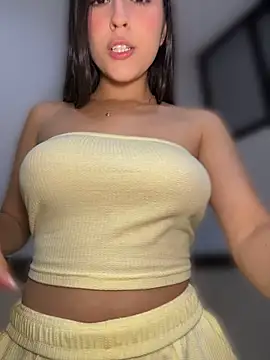 Juanita-Diaz - FUCK ME UNDERTABLE WITH DILDO + LICK