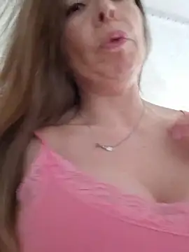 Karina_warthon - Show pussy closed