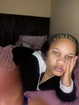 SexxyAsHellly