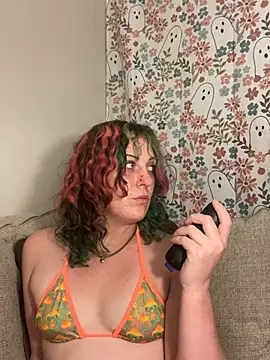 Lucyintheskies - Last one to tip=lovense control 2 mins