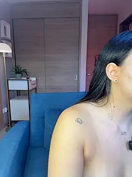 Alessia-miller_ - Get me naked and rub my clit