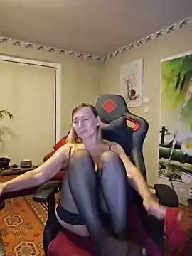 HotLana69 - 💦 Last Tipper SQUIRT Vid + 1 min contr