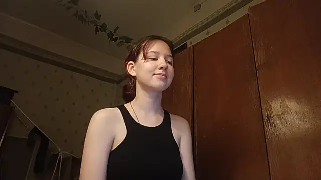 SotuMia - Face close cam
