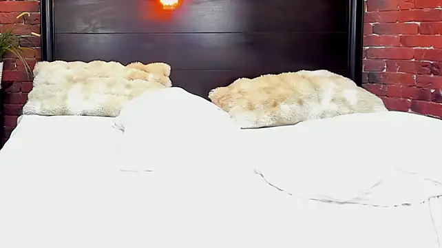 ChristynaRoss - SQUIRT SHOW