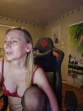 HotLana69 - 💦 Last Tipper SQUIRT Vid + 1 min contr
