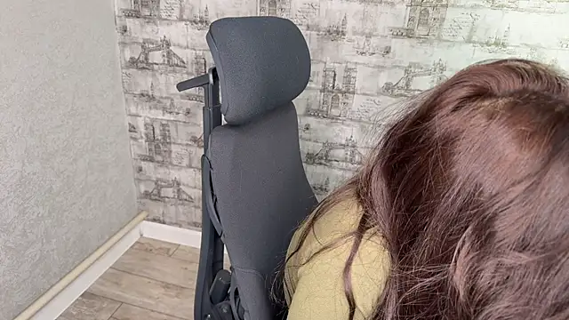 Loll1_Bunny - ❤️play with my hair❤️