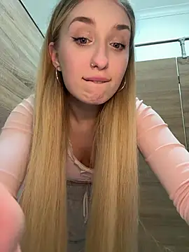 LollyPollly - PLAY WITH HIS DICK IN TICKET