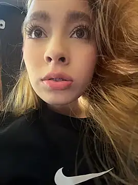 Isabella-gaviria - FUCK ME IN DOGGY + SUCK COCK💦
