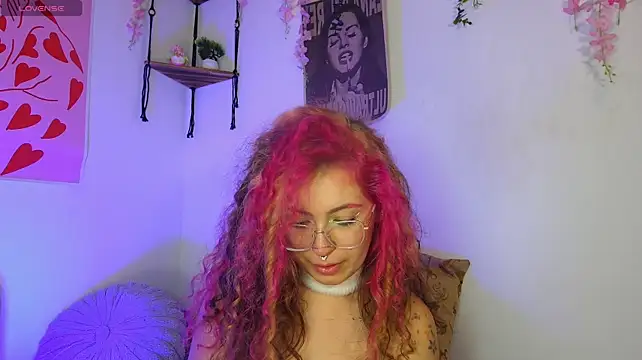 MarieTaylor_ - SHOW NAKED BOOBS