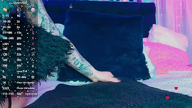Hanna_horny_ - Show us your body full naked Hanna 💖