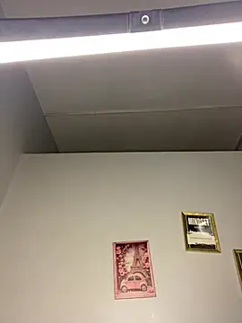 VoluptuousVixen_BB - FINGER PUSSY & SQUIRT FOR DADDY V